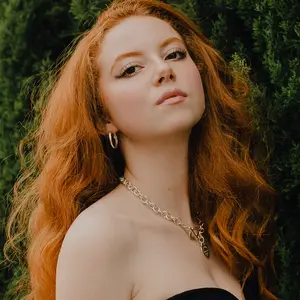 francesca.capaldi