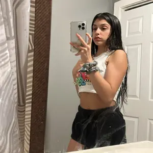 mia_becerra_17